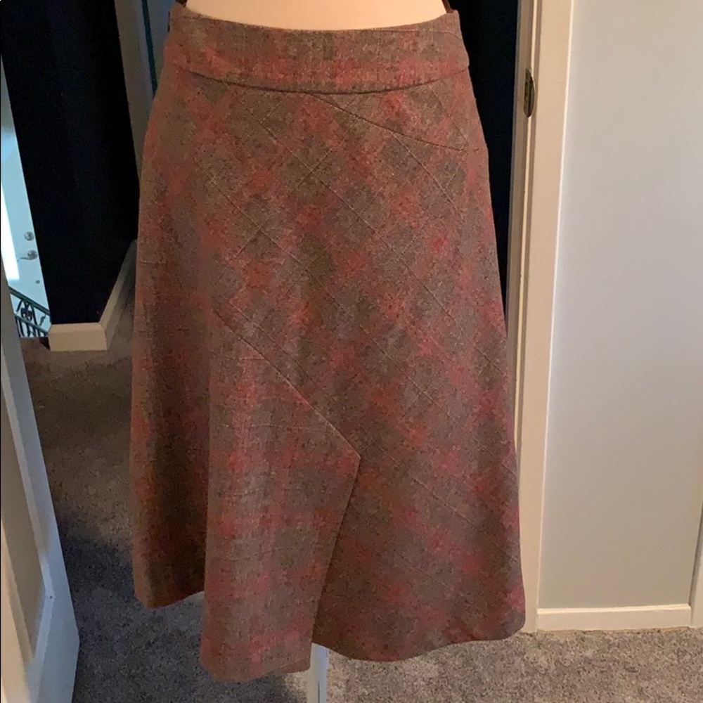 Banana republic plaid wool blend skirt. Size 2